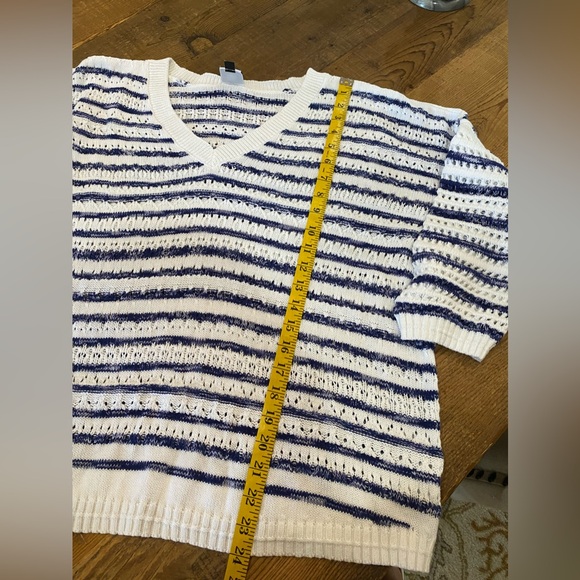 Cabi Peace Pullover, Size Medium, navy/White Stripe - Picture 5 of 13